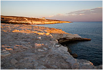 Кипр. Белые камни