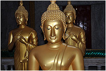 Буддийский Храм Ват Чалонг, Таиланд